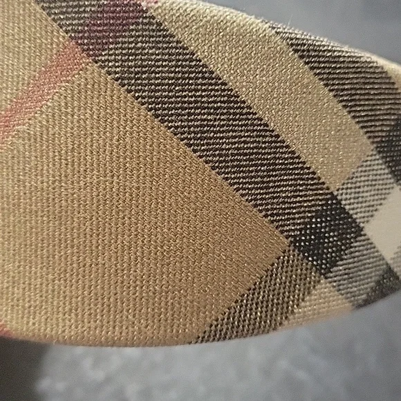 BURBERRY HEADBAND NOVA CHECK GLITTLER NWOT  display picture 1